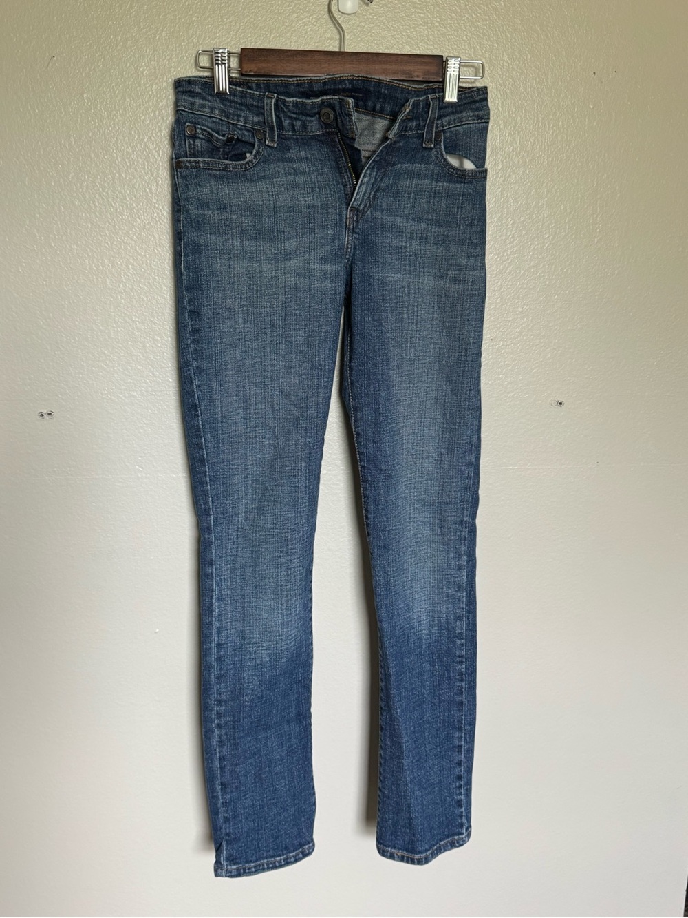 Levi's Classic Wash Jeans Size 4